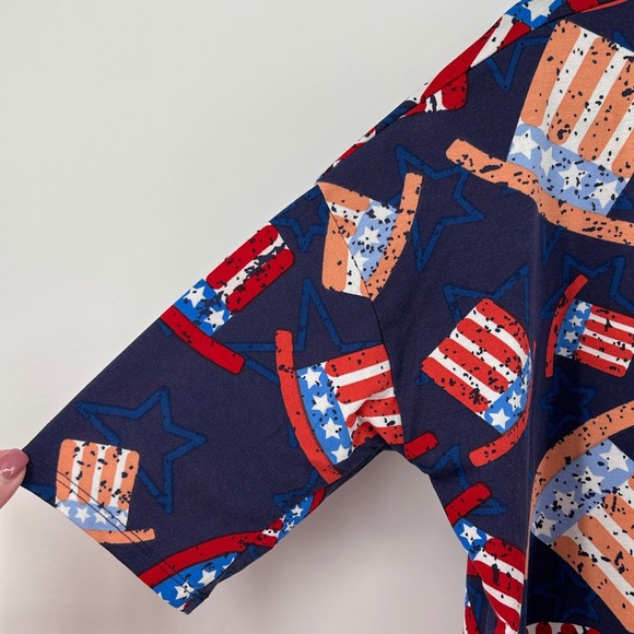 LuLaRoe Tunic Top Oversized M Navy Blue Patriotic Uncle Sam Hat Stars 4th July - Picture 2 of 7